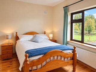 Charming 3BR Country Home Near Swinford - 9