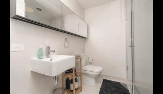 Stylish 2BDR Retreat in Vibrant Abbotsford - Melbourne - 3