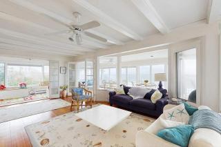 Sagamore Beach Retreat - 7