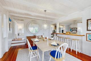 Sagamore Beach Retreat - 4