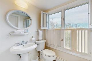 Sagamore Beach Retreat - 1