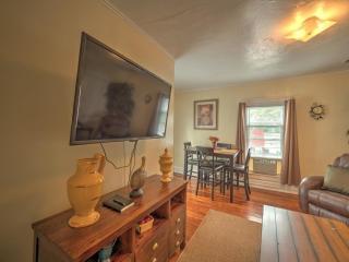 1st Base Apt 2 All Star Baseball Rentals - 7