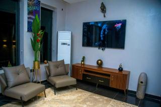 IsaacSam's Lounge and Lodging - 9