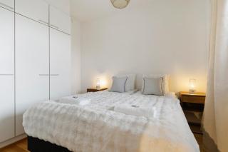 Arctos City Suite, private sauna By Lapland Host - 8