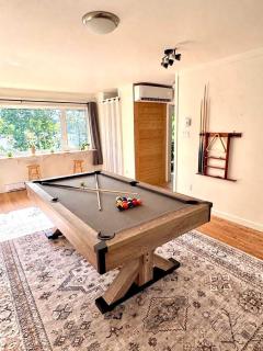 Spa Waterfront & Pool Table - Chalet du Paradis - 7