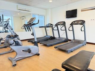 Downtown Access Pool & Gym in Juffair FJV42O - 8