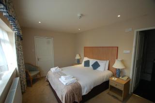 Kings Court Hotel - Alcester - 2