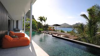 Wonderful Villa With Great Mountainous Views - 0