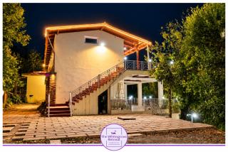 The Whitegrove Retreat - 2