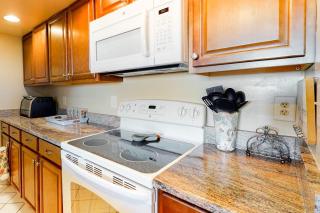 Sea Colony Ocean 1st floor condo with tennis court free WiFi & elevator - 1
