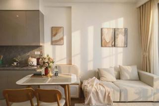 Sunset Apartment at Vinhomes Ocean Park - 5