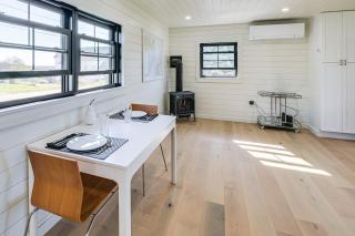 Walk to Waterfront & Dining! Serene Lubec Escape - 3