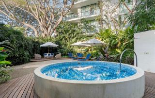 Jungle Oasis 2BR Luxury Beach Club + 5 Pools - 4