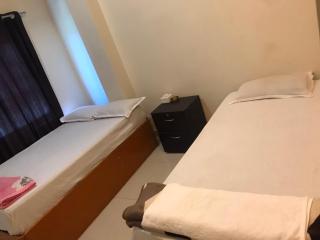 Budget Hotel Crown - 3