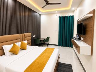 Hotel Royal Awadh Inn Ayodhya Near Shree Ram Mandir - 5