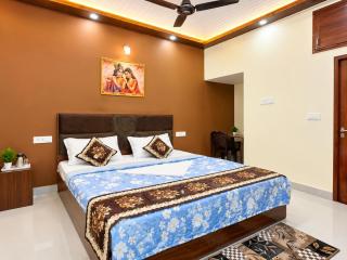 Mahakal Palace - 1