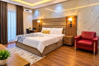 1st Forty Hotel - 3