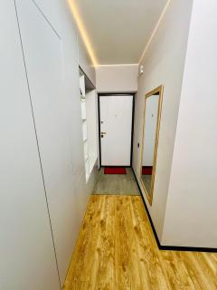 Spacious 2BR Central Apartment - 3