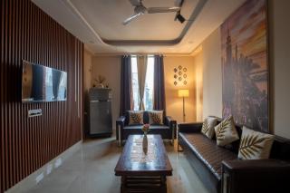 D Art House Chattarpur Projector Private Near Metro - 8
