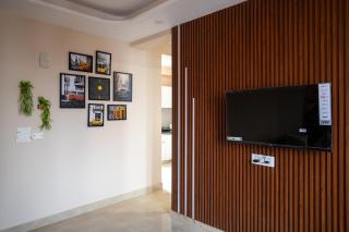 D Art House Chattarpur Projector Private Near Metro - 2