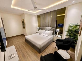 Gulberg Retreat Luxurious 1 Bedroom Apartment in Gulberg Lahore - 6