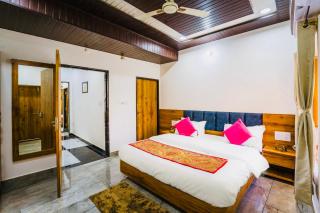Ratan Villa - 9