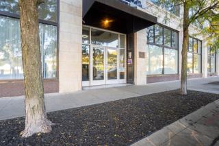 Urban Oasis Steps to Playhouse Square - 8