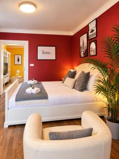 The Golden Nest- a Cozy City Escape in Limpertsberg - 3