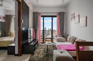 Tri-Zen Colombo 2 - 38th Floor Luxury Apartment with City Skyline Sea Views & Rooftop Pool - 3