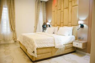 Monek Luxe Villla - 1