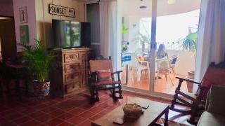Sunset Deck Beachfront condo at La Marina Tennis - 9