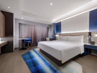 Novotel Shanghai Xujiahui - 1