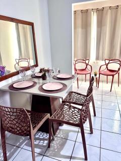 PNZ Stay APT 5 Completo com 2 Quartos 2 Ar-Condicionados, Cozinha Completa, Sala Ampla, Garagem - 7
