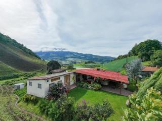 Las Nubes Hostal -  - 0