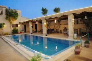 Bequest Hotel - 8