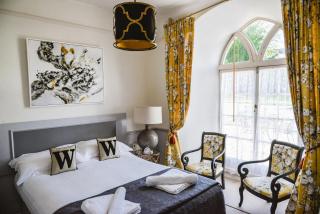 The Woodlands Hotel - 2