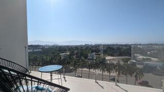 Your Perfect Getaway in Vallarta, Pool & Balcony - 2