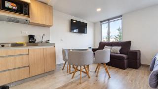 Apartamentos AEROPUERTO El DORADO0 5 MIN - 6
