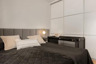Spacious Design Apartment, City Center, Free Parking, 65 TV & Games - 1