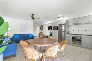 Bluewater Haven - Sweeping Lagoon Views with Pool - 3