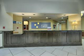 Holiday Inn Express Hotel & Suites Grove City by IHG - 8