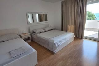 Apartments by the sea Zivogosce - Mala Duba, Makarska - 18626 - 3