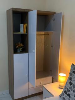 Chambre climatisée, serviette, café et thé - 4