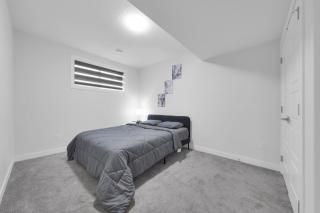 Spacious Private 1BHK, Close to Walmart, Airport - 5