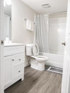 Pharezy Luxe Modern 1Bedroom Perfect for you - 2