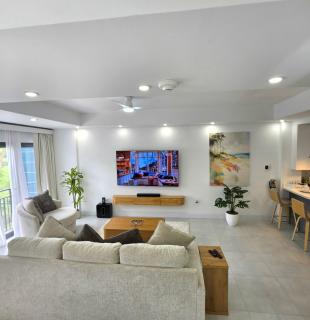 Stay in the Heart of Ocho Rios - 5