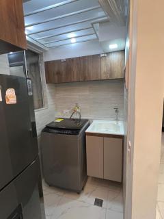 Modern Family Apartment - 3