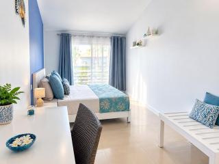 Cosy & Comfy Appart Trou Aux Biches - 3