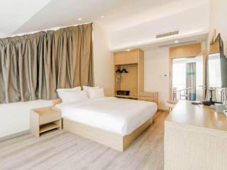 ZMAX Hotels Wuhan East Lake - 1