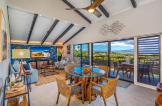 Upscale and Elegant Vistas - 8
